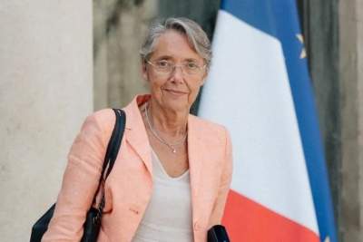 Élizabeth Borne, première ministre se rend à Mayotte, le vendredi 8 décembre 2023