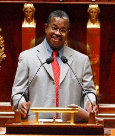 Résultats législatives Mayotte: Mansour Kamardine et Ramlati Ali élus
