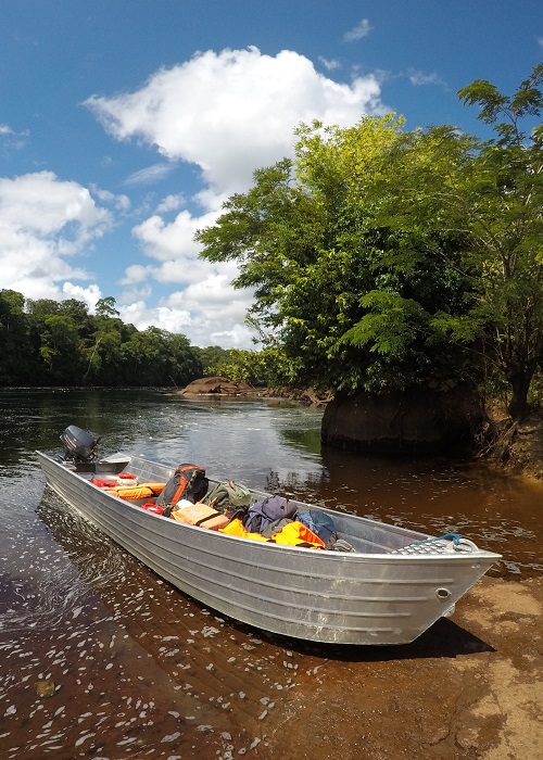 loca pirogue